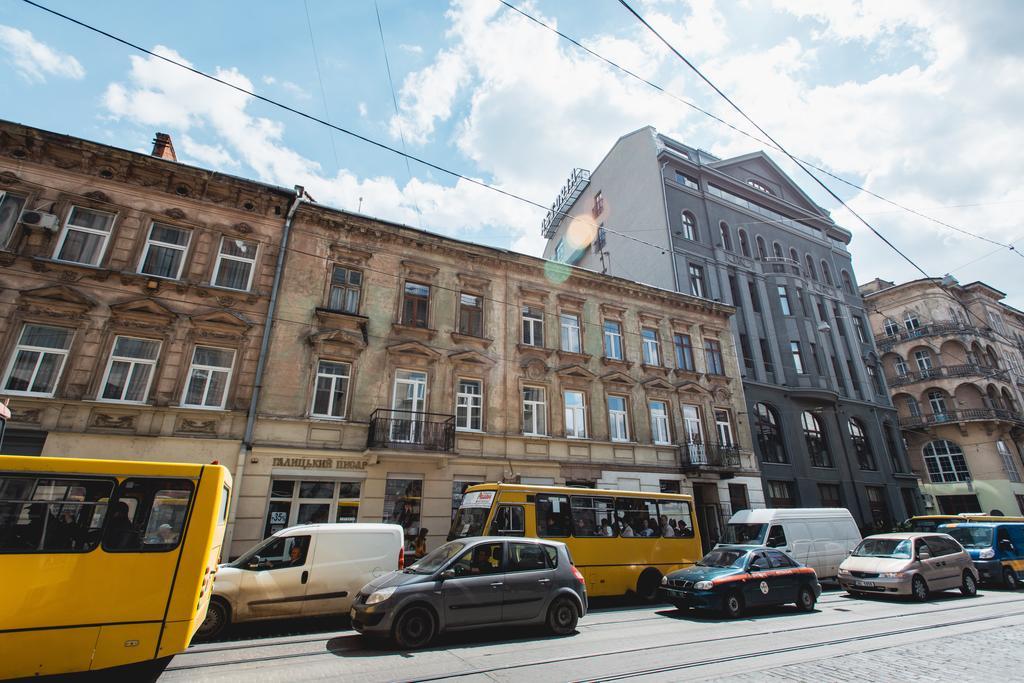 Апартаменти Біля Оперного Театру Leopoli Esterno foto